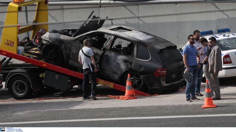 Tρύπα στο σασί της Porsche του Μαυρίκου