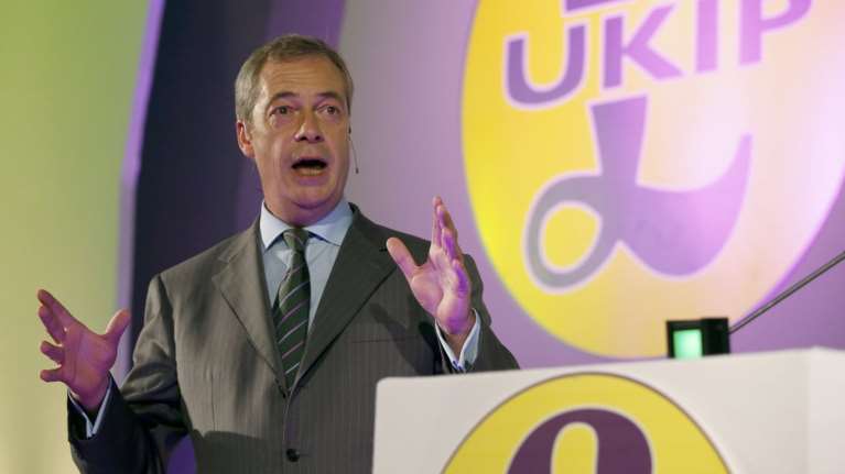 Daily Express: Ο Φάρατζ παραιτήθηκε γιατί απειλούσαν τη ζωή του