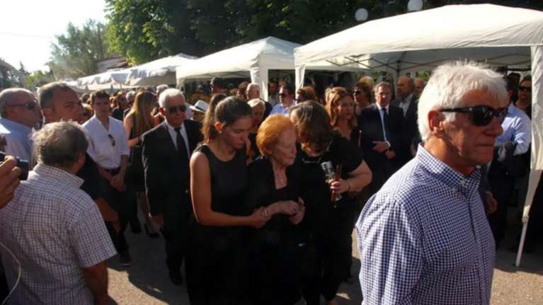 Το συγκλονιστικό αντίο του εγγονού του Μαμιδάκη- VIDEO