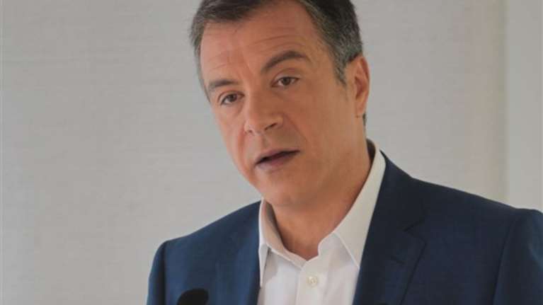 Θεοδωράκης:Τελικά δεν δίνουν ψήφο στους 17άρηδες