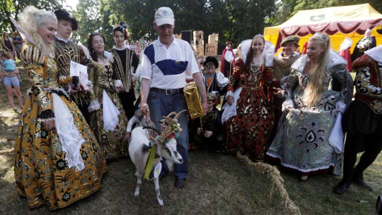 Η πιο όμορφη εστεμμένη κατσίκα είναι η...Ντέμιτ: δείτε την