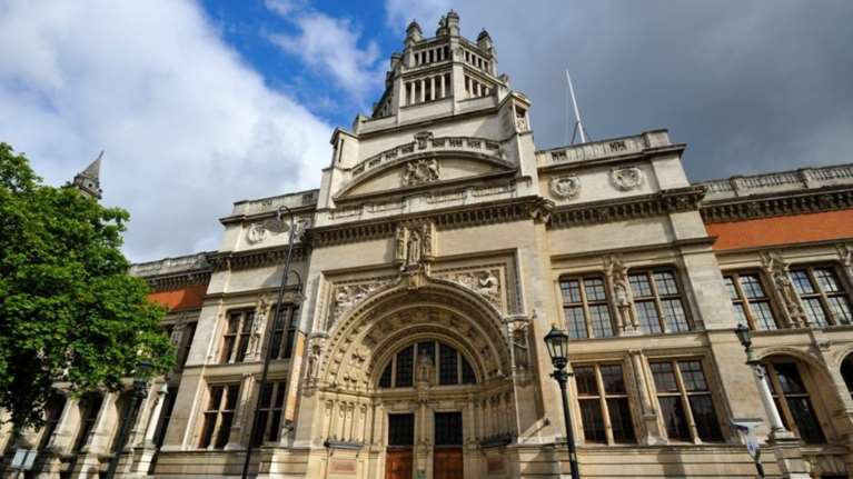 Βικτώρια και Άλμπερτ: αυτό είναι το μουσείο της χρονιάς