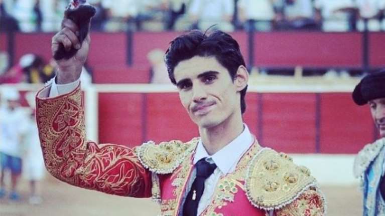 Θρήνος για τον 29χρονο ταυρομάχο: ήθελε να γίνει ο ήρωας της αρένας