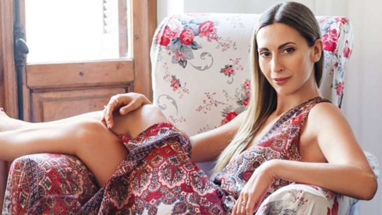 Βίκυ Βολιώτη: Ο κρυφός γάμος στη ΝΥ και η μοναδική εμπειρία της υιοθεσίας