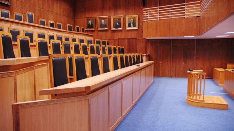 Αντεπίθεση της Εισαγγελίας για το φιάσκο με τη Siemens