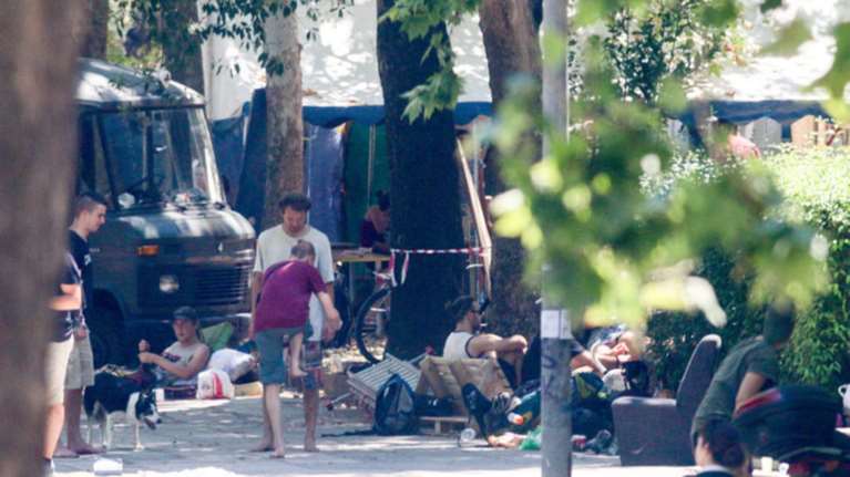 Video σοκ από το...κοινόβιο μέσα στο Αριστοτέλειο