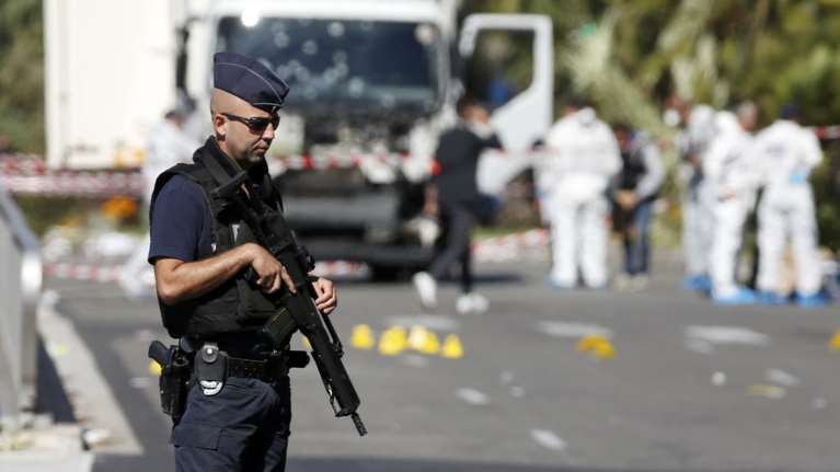 Reuters: Οι τρομοκράτες χτυπούν πλέον με μη συμβατικά όπλα