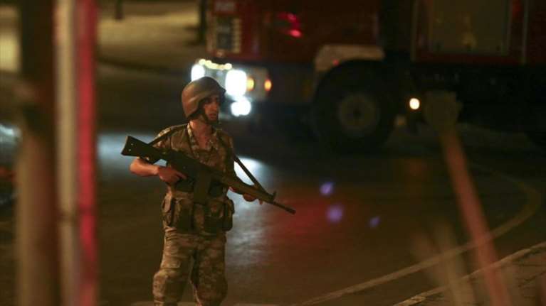 Live οι δραματικές εξελίξεις στην Τουρκία μετά την εκδήλωση πραξικοπήματος