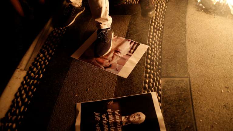 Ο Ερντογάν άρχισε τώρα να κλείνει κανάλια-Τι αποφάσισε το τουρκικό ΕΣΡ