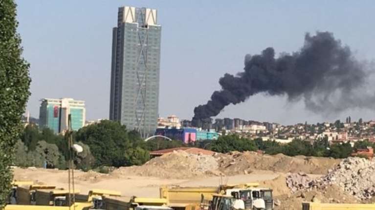 Συναγερμός στην Αγκυρα από τεράστια φωτιά - ΒΙΝΤΕΟ