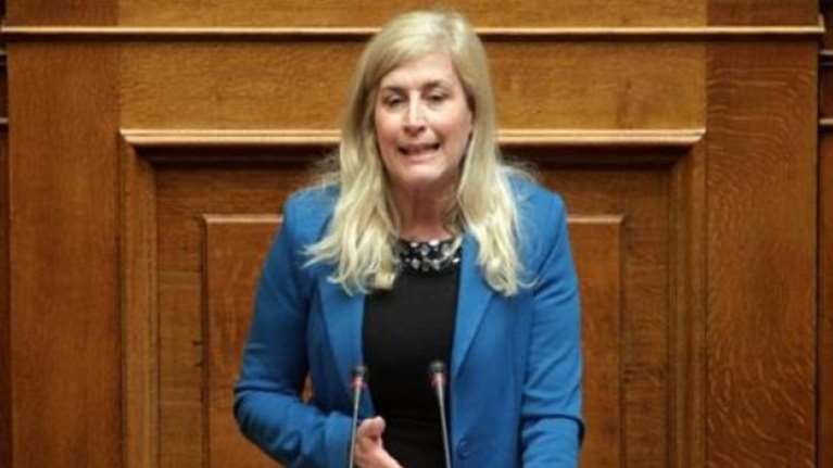 Άμεση έκδοση των 8 στην Τουρκία ζητά η Αυλωνίτου (ΣΥΡΙΖΑ)