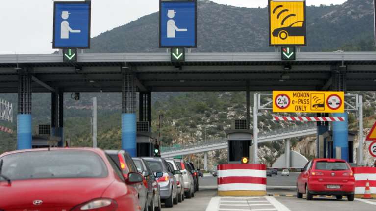 &quot;Στο πόδι&quot; η Βορειοανατολική Αττική για τα διόδια σε Αγ.Στέφανο-Βαρυμπόμπη