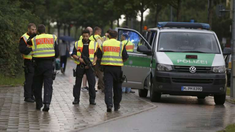 Επιβεβαιώνει το ΥΠΕΞ την ύπαρξη Ελληνα νεκρού στο μακελειό στο Μόναχο