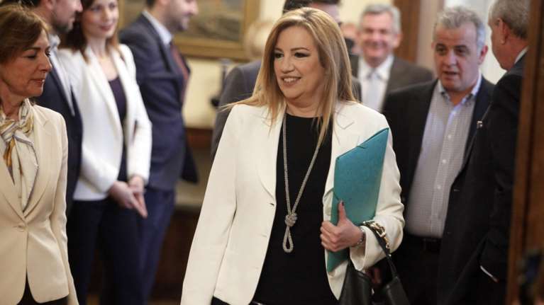 Απάντηση της Φώφης στον Καμμένο για το &quot;αήθες&quot; tweet