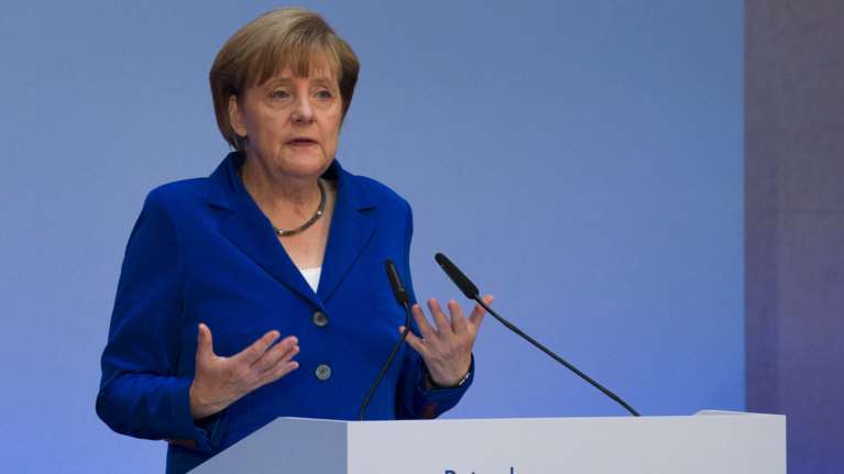 Μέρκελ: Δεν αλλάζουμε πολιτική στο προσφυγικό