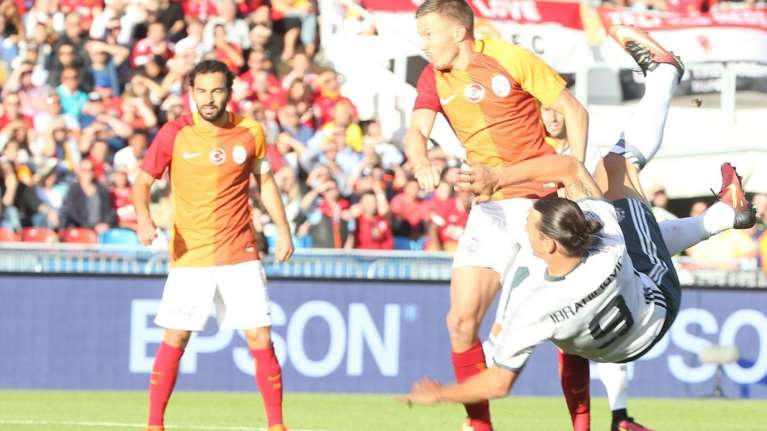 «Κέντησε» και στην πρεμιέρα με την Γιουνάιτεντ ο Ιμπραΐμοβιτς