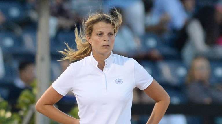 Στην αγκαλιά του πρίγκιπα Χάρι βρήκε παρηγορiά η Αθηνά Ωνάση;