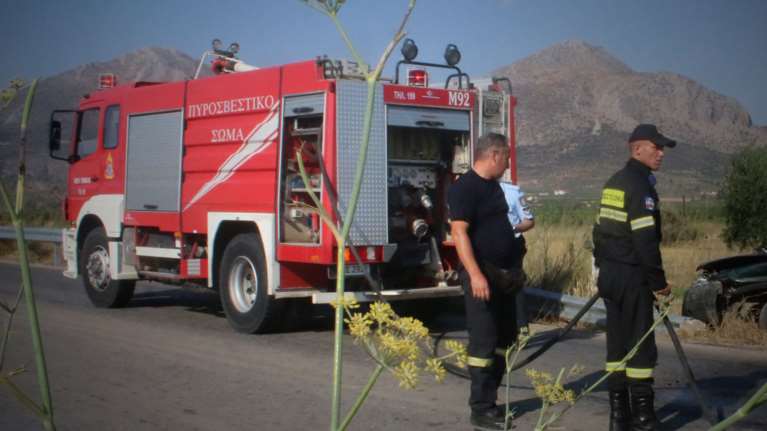 Υπο έλεγχο φωτιά κοντά στην Αττική Οδό