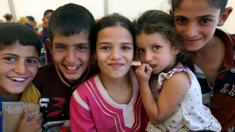 Η Τσεχία αρνείται να δεχθεί πρόσφυγες, απειλεί με δικαστικό αγώνα