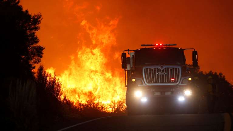 Φλέγεται η Καλιφόρνια - Κινδυνεύουν σπίτια