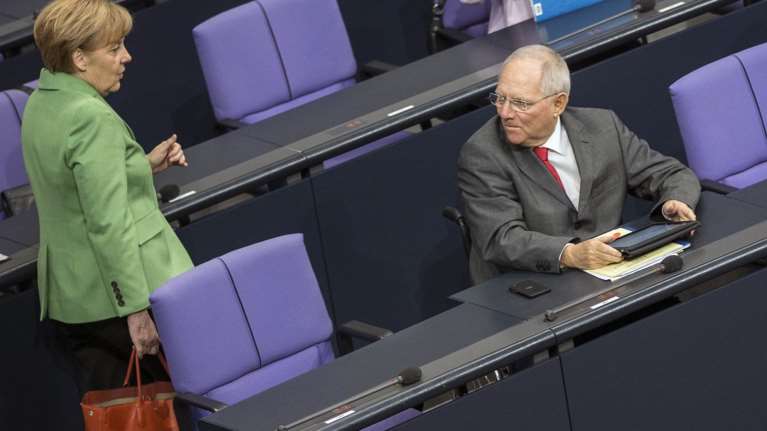 &quot;Οικονομικό πόλεμο&quot; στην τρομοκρατία κηρύσσει ο Σόιμπλε