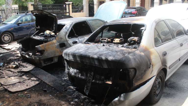 Επίθεση με μολότοφ στην Ιερά Σύνοδο