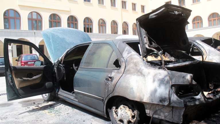 Ανακοίνωση-έκπληξη από Ιερά Σύνοδο για τις μολότοφ