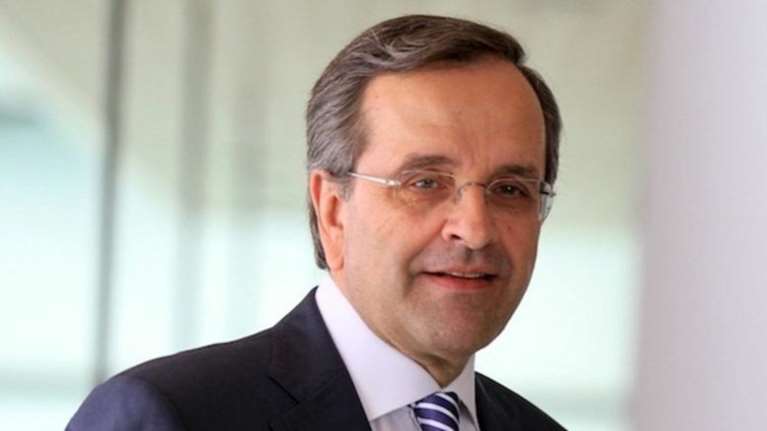 Δείτε τι σταυρό...κουβαλάει πλέον ο Αντώνης Σαμαράς!  -βίντεο και φωτό -