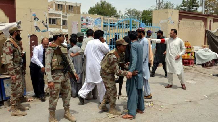 Οι Ταλιμπάν πίσω από την επίθεση σε νοσοκομείο του Πακιστάν με 93 νεκρούς