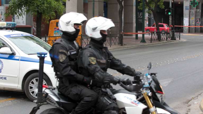 Ηράκλειο:Εστησαν καρτέρι και άρπαξαν 30 χιλ.€ από επιχειρηματία