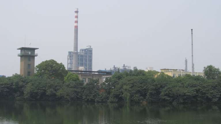 Δεκάδες νεκροί από έκρηξη εργοστασίου χημικών στην Κίνα