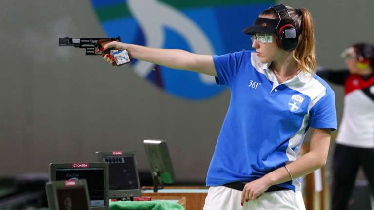 Αξιωματικό στις Ένοπλες Δυνάμεις θέλει να κάνει την Κορακάκη ο Καμμένος