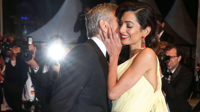 Πιο κομψή από ποτέ η Αμάλ στο πλευρό του Κλούνεϊ [Εικόνες]