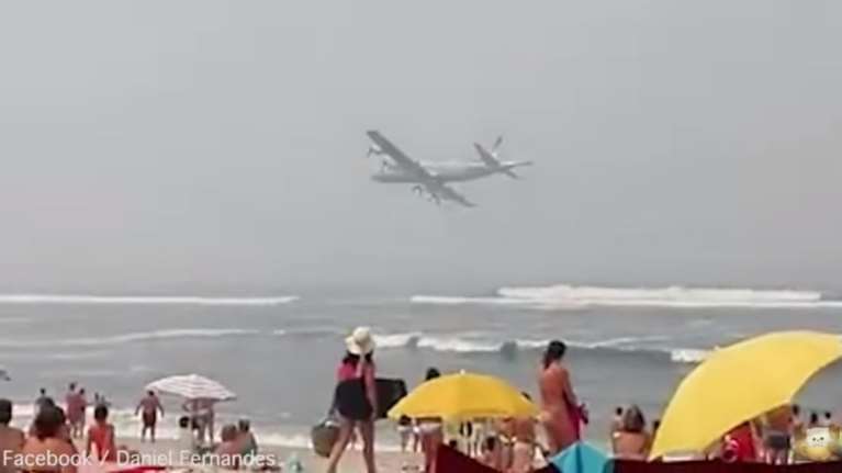 Τρόμος σε πλαζ από χαμηλή πτήση πολεμικού αεροσκάφους