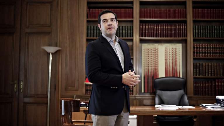 Καβγάς με τα κόμματα για την ύφεση και στη μέση οι...FT