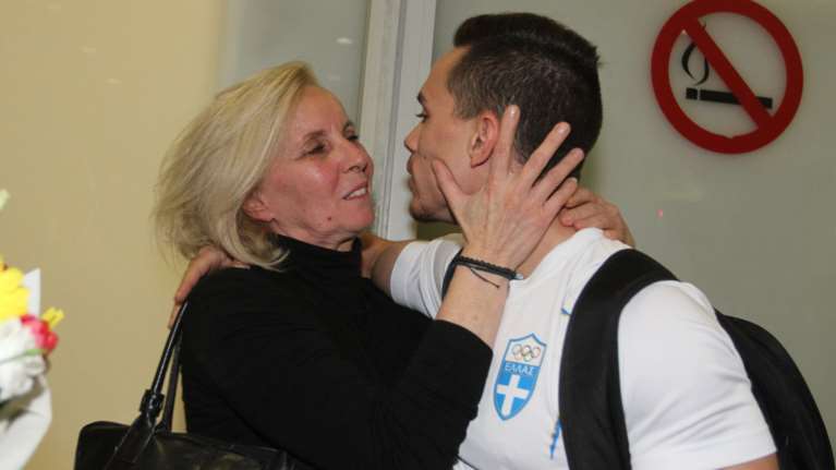 Ευτυχισμένη και περήφανη η μητέρα του Λευτέρη Πετρούνια