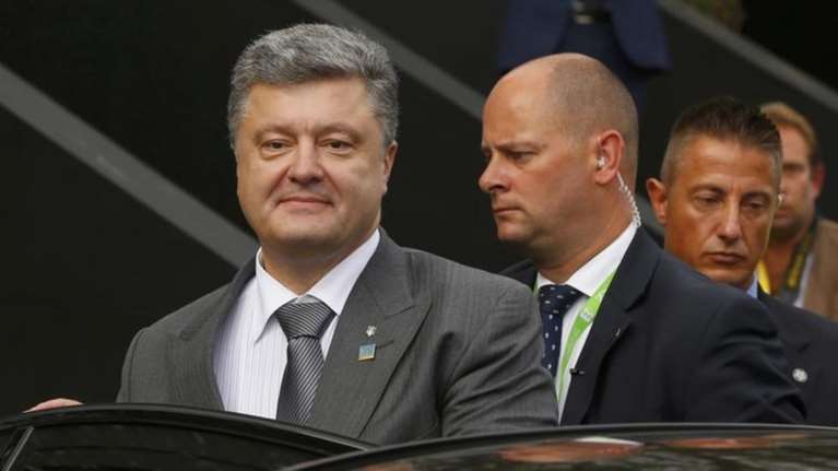 «Δεν αποκλείουμε μία πλήρη ρωσική εισβολή» λέει ο Ποροσένκο