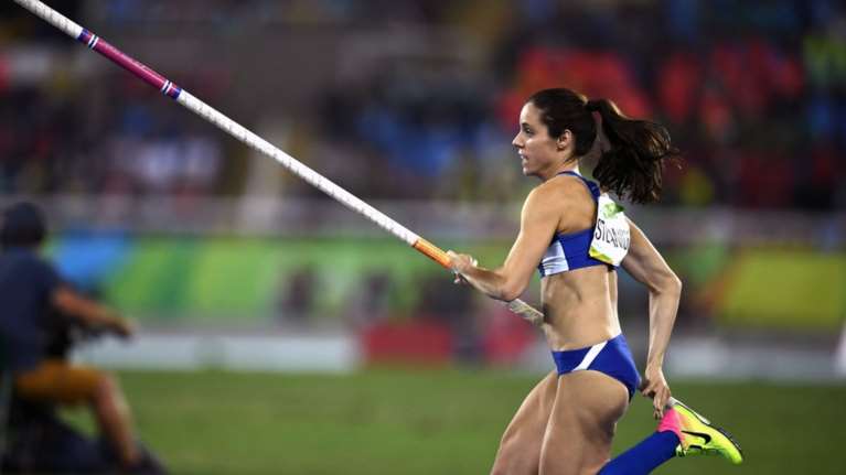 Όταν η Στεφανίδη έσπασε το παγκόσμιο ρεκόρ σε ηλικία 15 ετών [video]