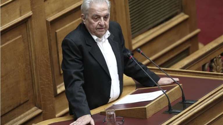 Μηνύσεις τριών υπουργών για δημοσιεύματα για την Αίγινα