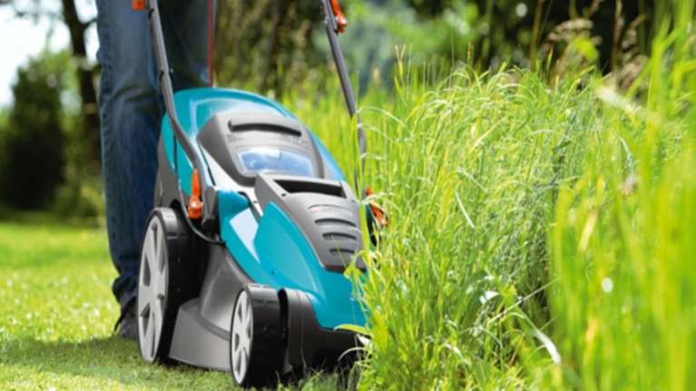 Τραγωδία στο Ρέθυμνο: «Κεραυνοβολήθηκε» ενώ κούρευε το γκαζόν