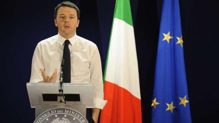 Μ. Ρέντσι: Δεν θα μείνει κανένας μόνος και αβοήθητος