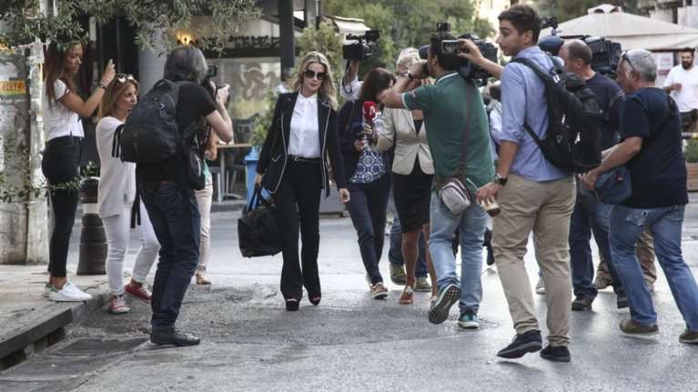 Τι θα γίνει με όσους δεν πάρουν άδεια - Ολα τα σενάρια