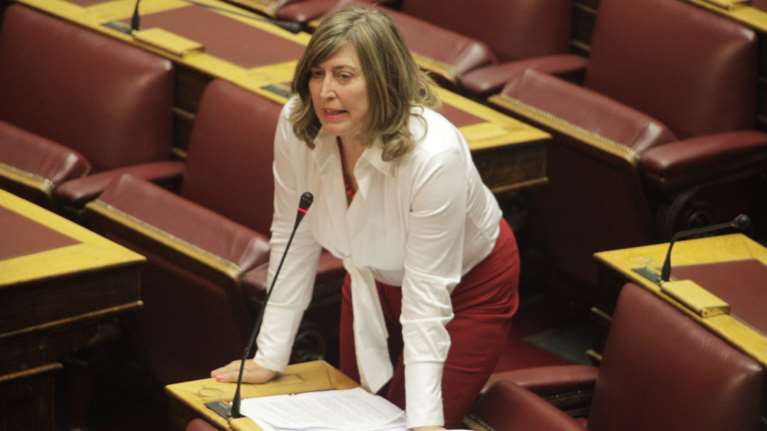 Βουλευτής ΣΥΡΙΖΑ: Λέτε θα κλείσουν κανάλια. Τα ραδιόφωνα δεν είναι κανάλια;