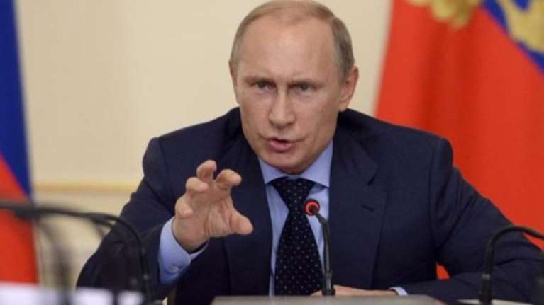 Πούτιν: Δεν αποκλείω να συρρικνωθεί η Ευρωζώνη