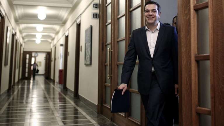 Σύσκεψη στο Μαξίμου υπό τον Τσίπρα, εν όψει ΔΕΘ