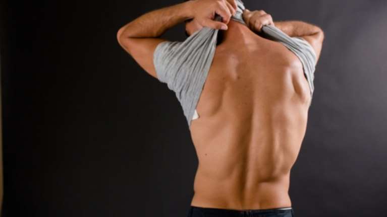 Πληρωμένο σεξ με άνδρες για βρετανό βουλευτή