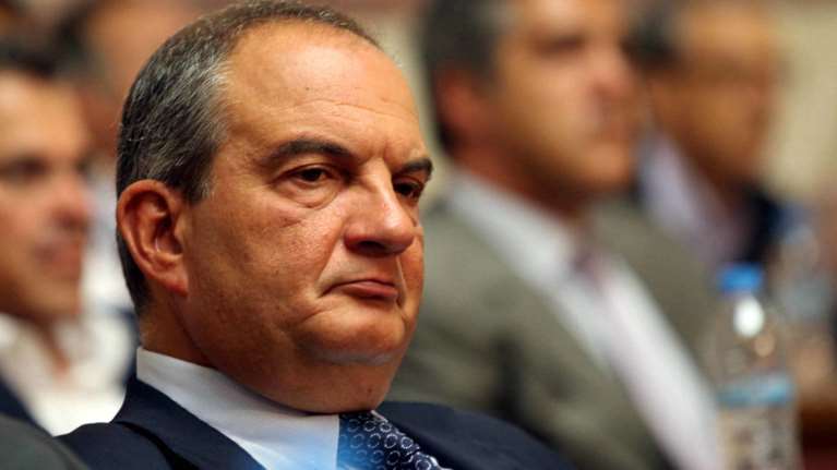 FT: Ο Καραμανλής ευθύνεται πιο πολύ για την κρίση - Είναι στο απυρόβλητο
