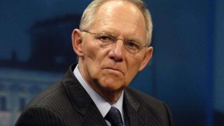 Ο Σόιμπλε μειώνει τους φόρους κατά 15 δισ. ευρώ