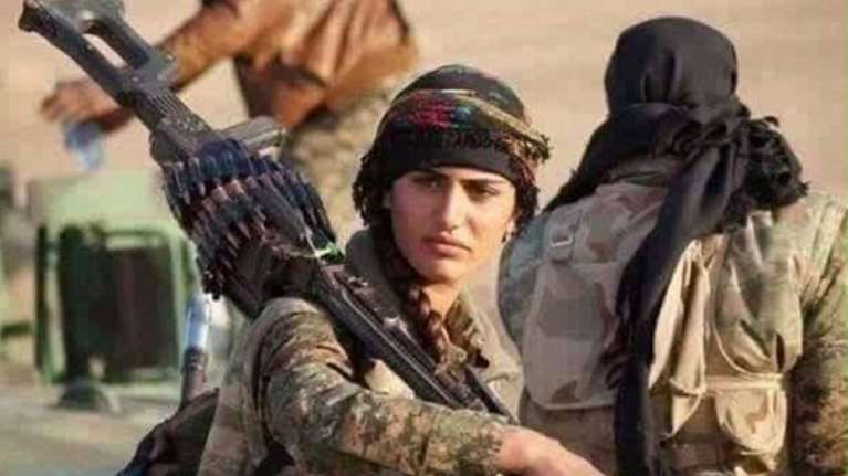 Η «Αντζελίνα Τζολί» των Κούρδων σκοτώθηκε πολεμώντας