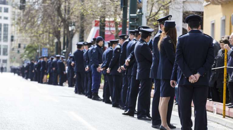 Τροφική δηλητηρίαση έπαθαν 70 αστυνομικοί από την Κρήτη